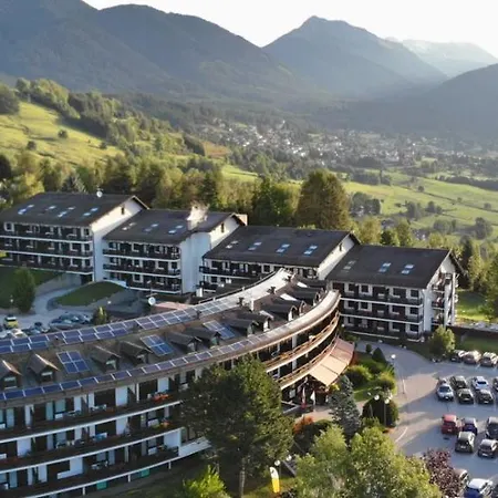 Alpine House - Con Piscina Apartment